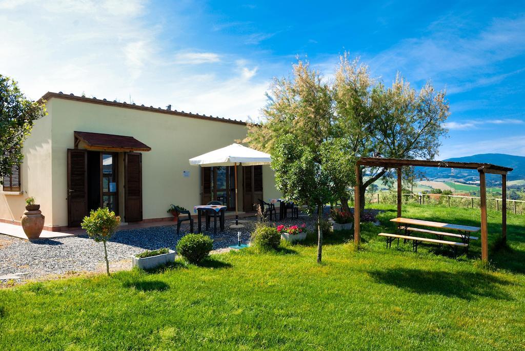 Agriturismo Il Canterino Guardistallo Buitenkant foto