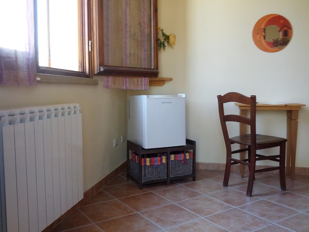 Agriturismo Il Canterino Guardistallo Buitenkant foto